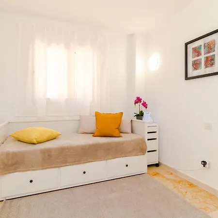 Nuevo Apartamento Junto Al Mar *